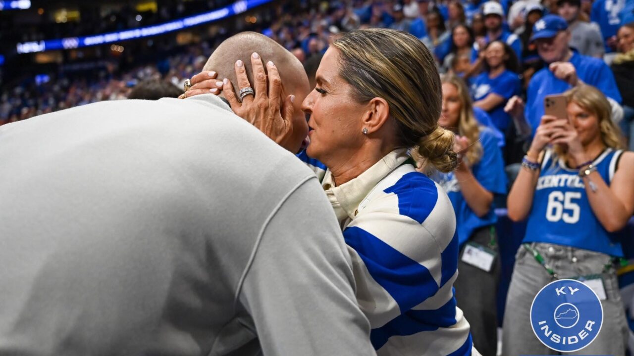 LAST WIN: Mark Pope and Lee Anne Pope after Kentucky’s last second win over Oklahoma, his first SEC Tournament game as a coach..readmore…