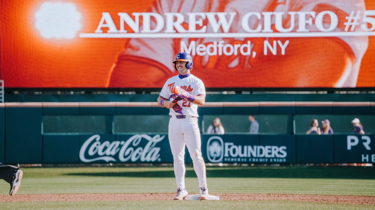 No. 4 Clemson Sweeps Midweek Series With 8-2 Win Over Liberty